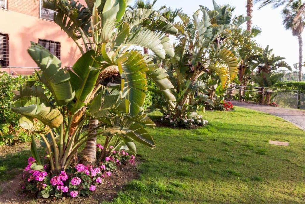 Pushe Playa Granada Beach & Golf 20 Motril Exterior photo
